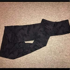 Lululemon Wunder Under leggings
